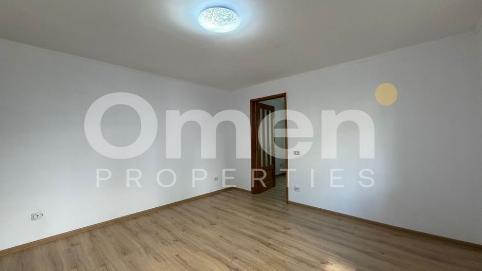 Apartament cu 2 camere, situat in zona centrala - Poză 2