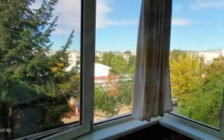 Apartament 2 camere - metrou Aurel Vlaicu, etaj 3/4, centrală, mobilat complet. - Poză 9