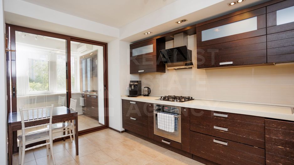 Vânzare, apartament, 3 camere, str. Onisifor Ghibu, Buiucani - Poză 4