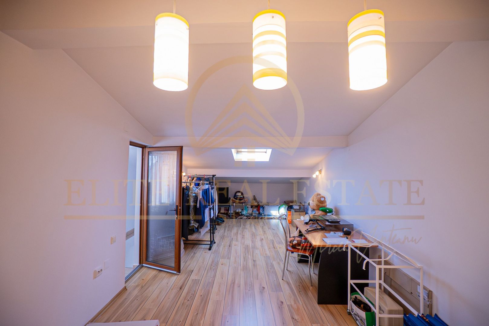 Casa P+1+M - 5 camere - Garaj - Panouri Fotovoltaice - Bratianu - Poză 24
