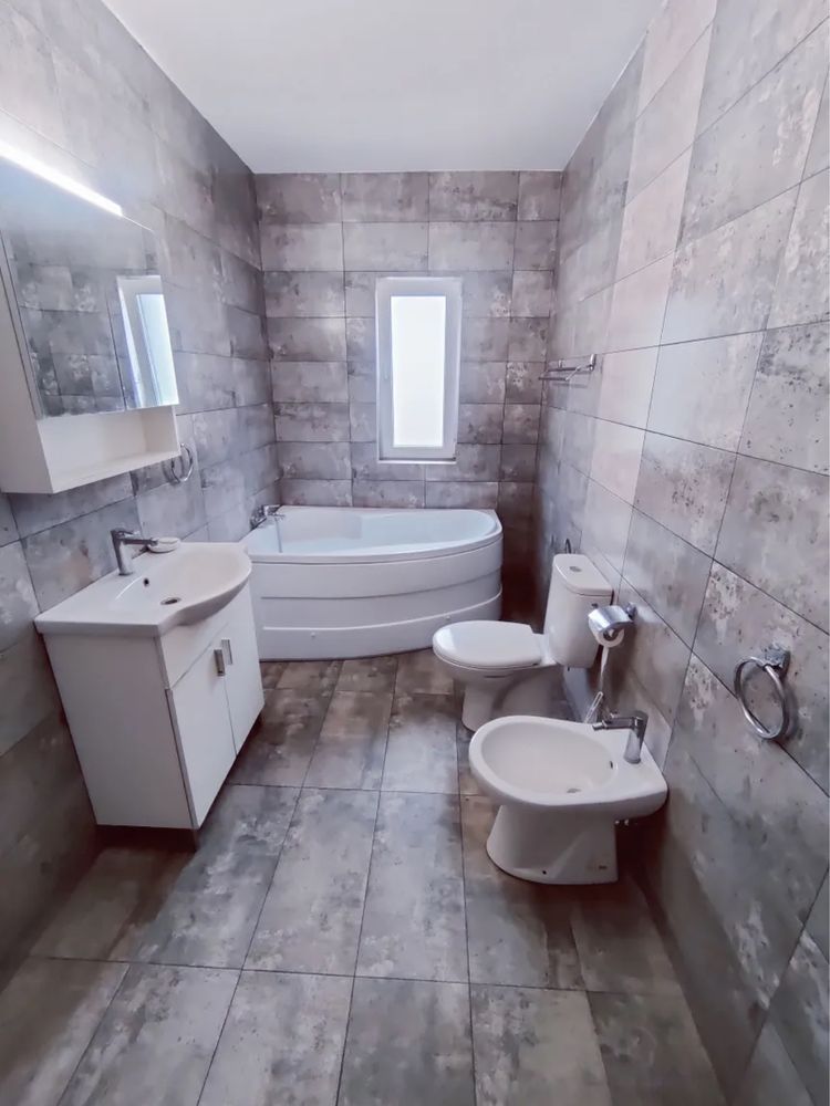 Vilă cu terasă de vis, mansardă cochetă și confort deplin I Sacalaz - Poză 7