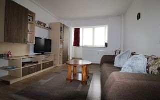 3 camere| Circumvalatiunii - la doar 5 min de Iulius Mall | balcon inchis| - Poză 1