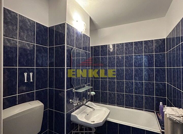 De inchiriat apartament 2 camere, zona Capat 1. Pret 250€ - Poză 6
