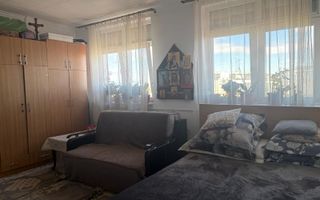 Garsoniera spatioasa cu boiler electric, Mihalache-1 Mai - Poză 3