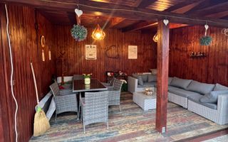 O căsuța cocheta, cu o atmosfera primitoare și calda - Poză 7