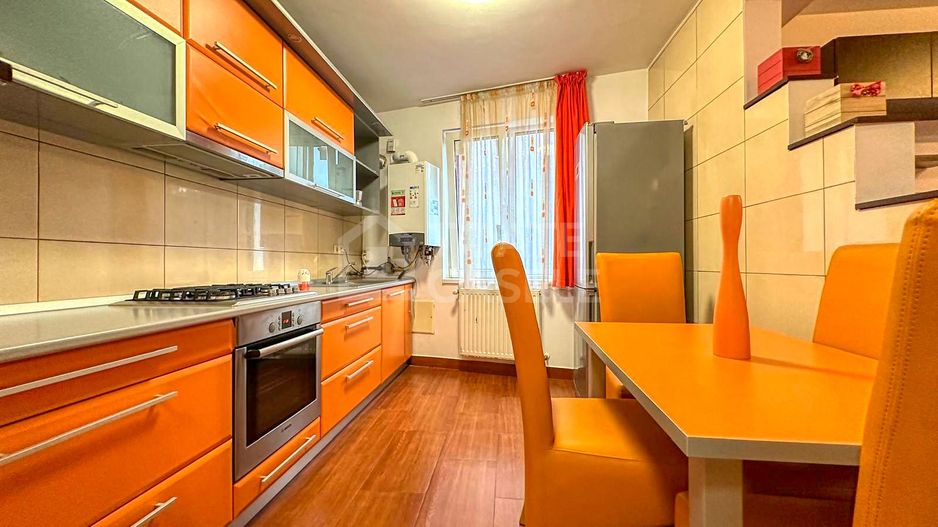 Apartament cu 2 camere, mobilat, utilat, zona Grand Hotel Italia - Poză 2