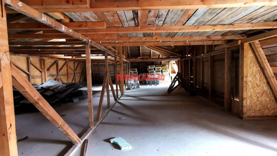 Ozana-Metrou 1 Decembrie 1918, Casa P+2+M, Prima Inchiriere - Poză 22