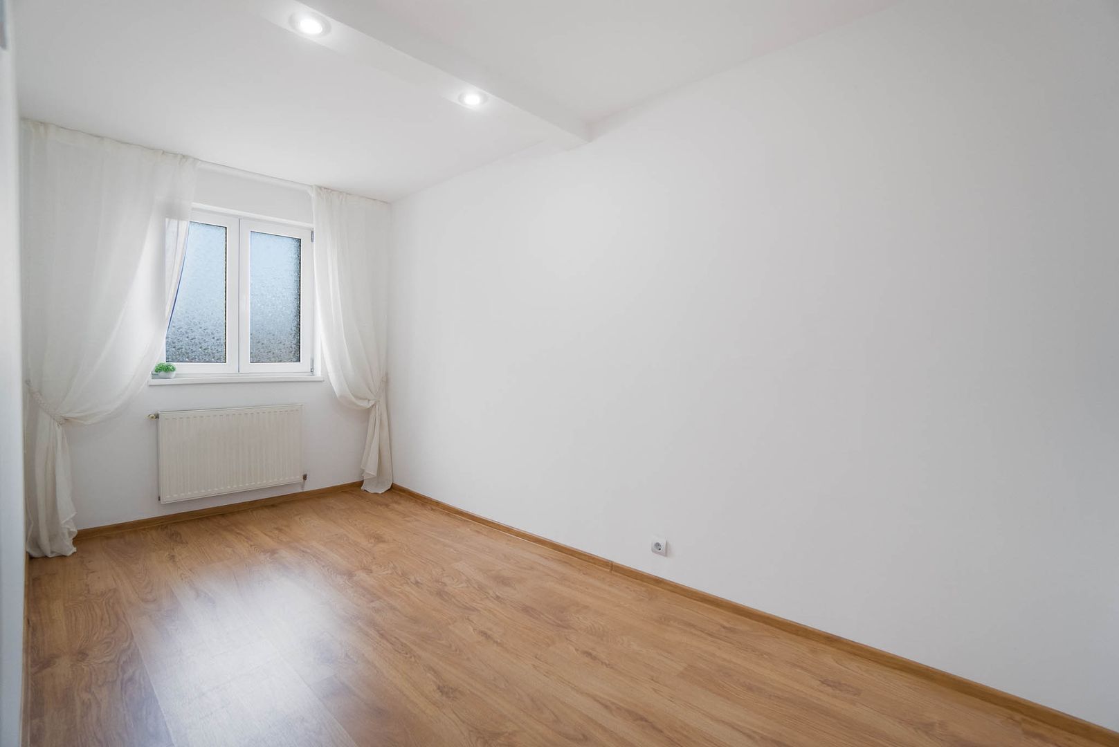 COMISION 0% | Apartament cu 3 camere de închiriat în zona Grivitei - Poză 6