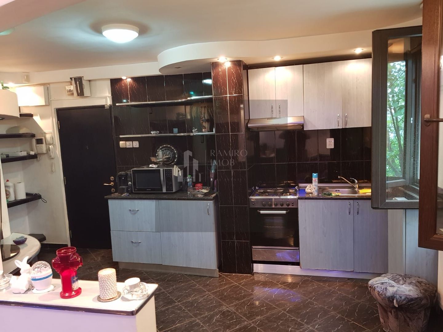 Apartament 3 camere decomandat Drumul Taberei - Poză 10