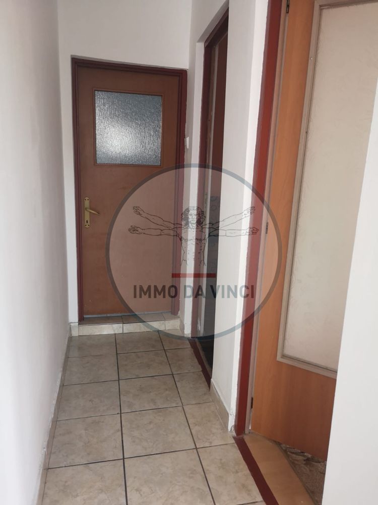 Inchiriez apartament 3 camere Zona Kaufland Marasti - Poză 6