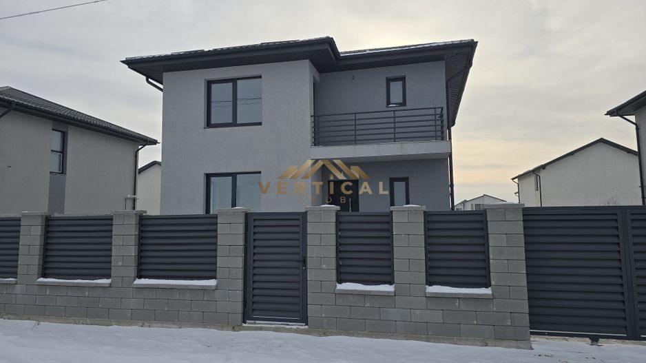 Vila cu teren superb in comuna Berceni! 4 Camere - Poză 1