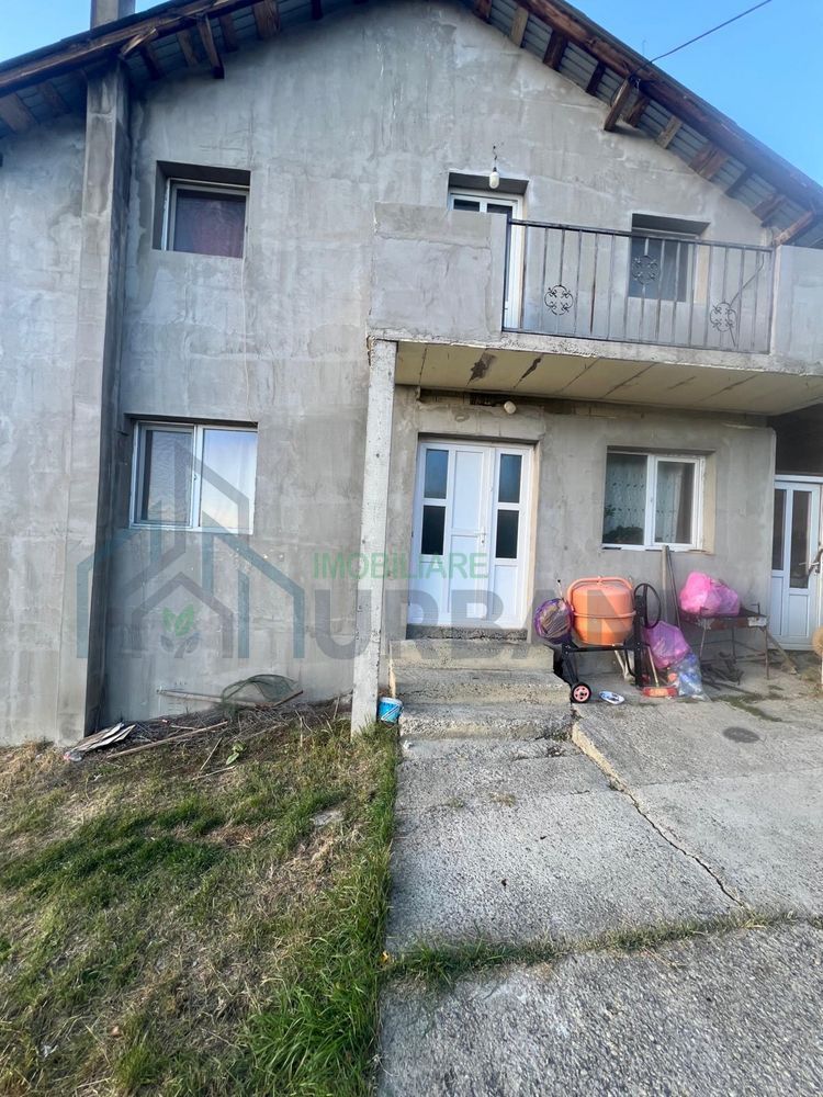 Casă cu 4 camere în Bogonos, Letcani - 80 mp construiți, teren 800 mp - Poză 1
