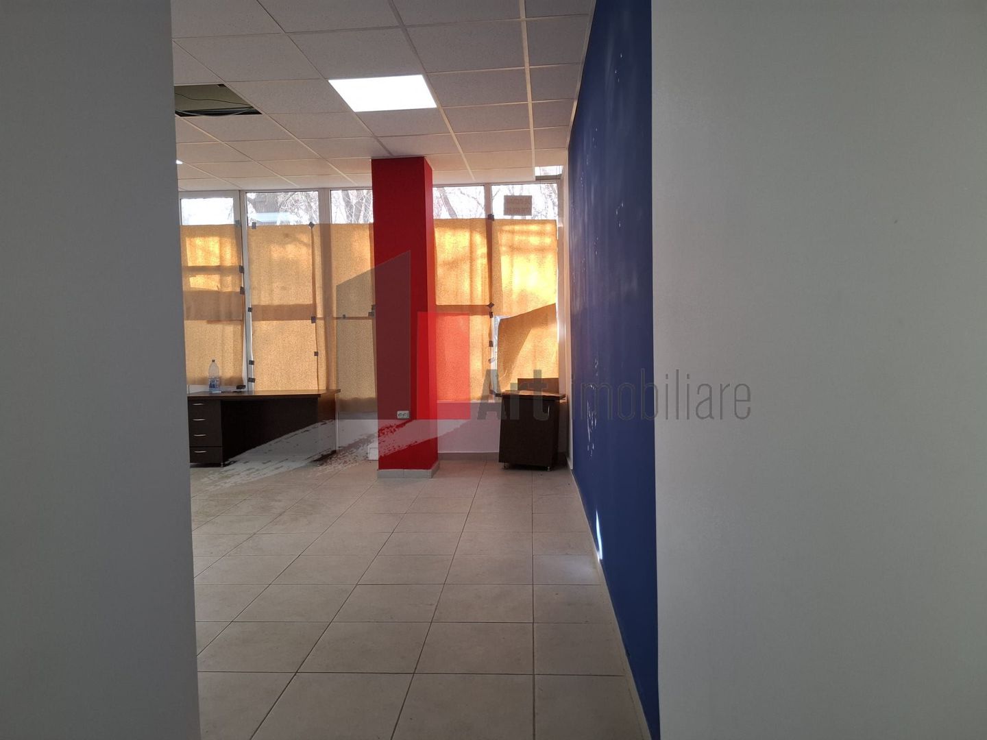 Spatiul "NESTALAN", complex comercial, Gara de Est - Poză 8