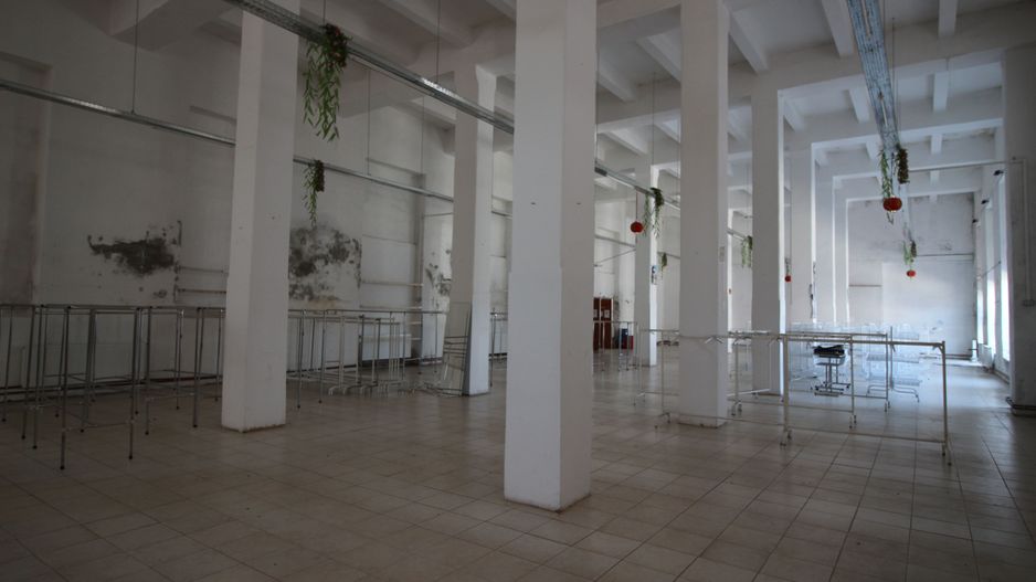 Spatiu comercial tip hala - zona semicentrala - Poză 17