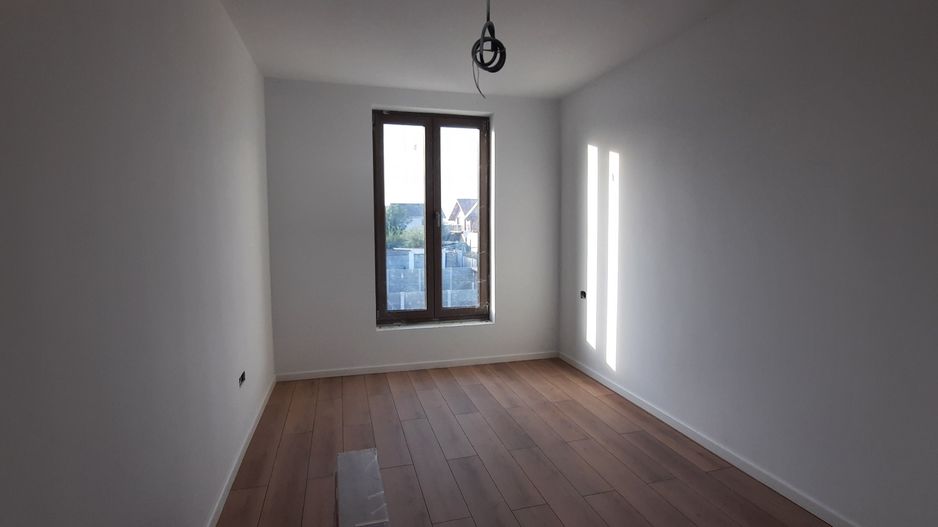 Duplex luminos si bine compartimentat - Poză 11