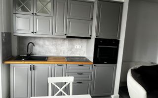 Apartament modern 2 camere etaj 3 lift si parcare pe Calea Surii Mici - Poză 3