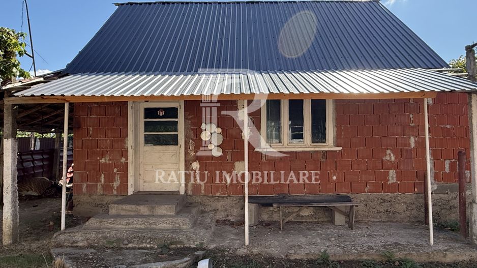 Casa Demolabila | 1995mp teren | Posoloaca | Bihor - Poză 1