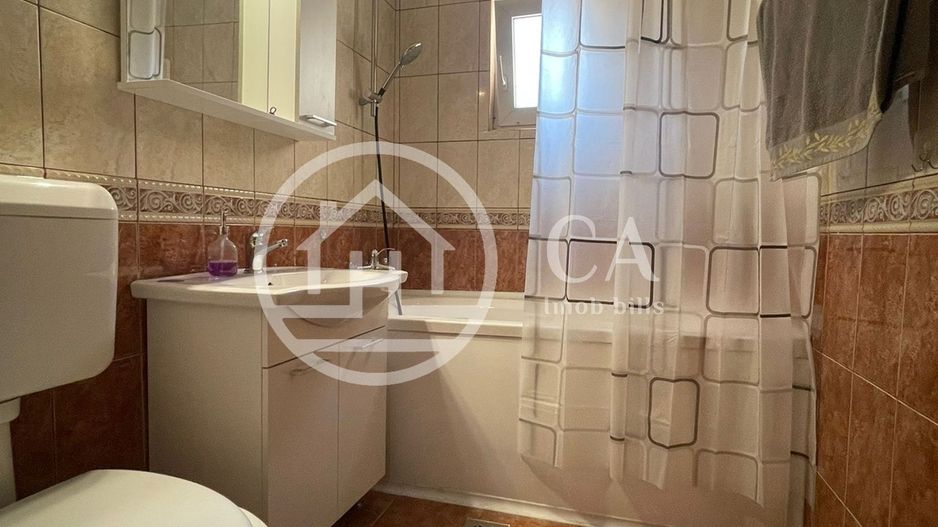 Apartament de închiriat cu 3 camere în Calea Aradului, Oradea - Poză 10