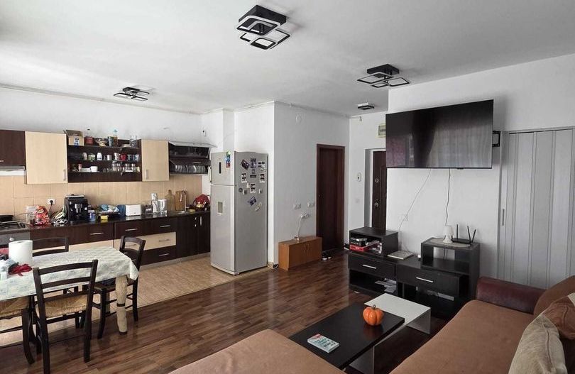 Apartament 3 camere zona Titan - Complex Rasarit de Soare - Poză 2