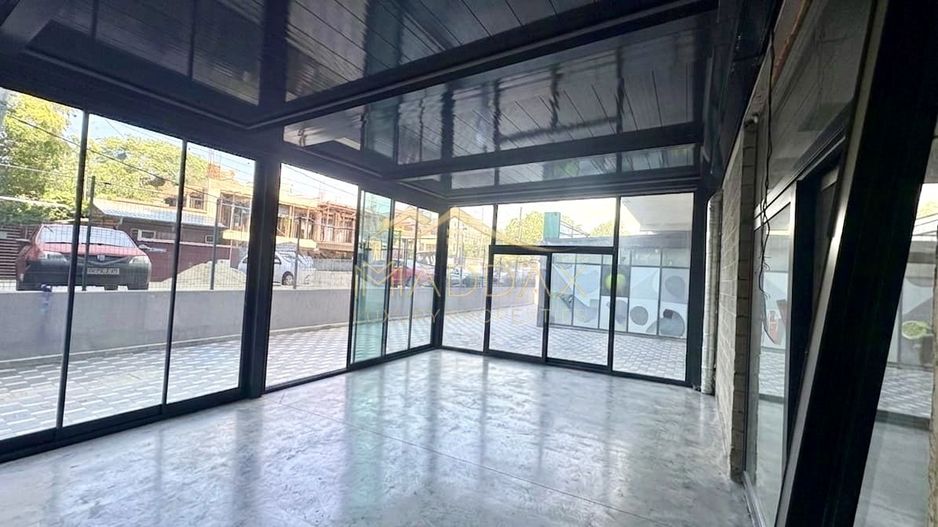 Spatiu Comercial + Terasa in zona Mihai Bravu ~ EXCLUSIVITATE - Poză 4