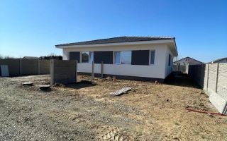Duplex Bucovat-98000 euro+TVA - Poză 1