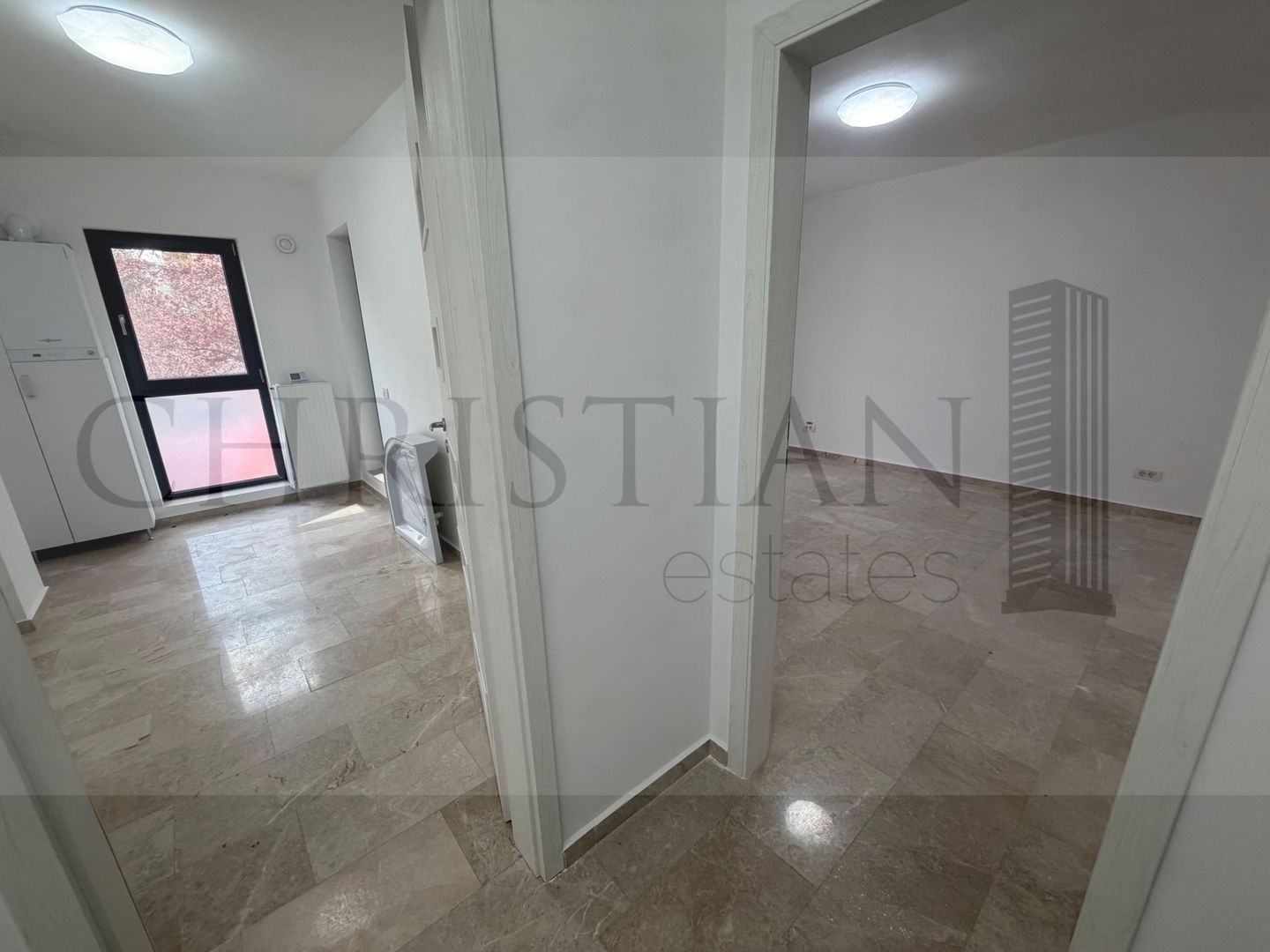 SPATIU COMERCIAL STRADAL  - Exigent Plaza Faza 2 - Trafic Intens - Poză 6