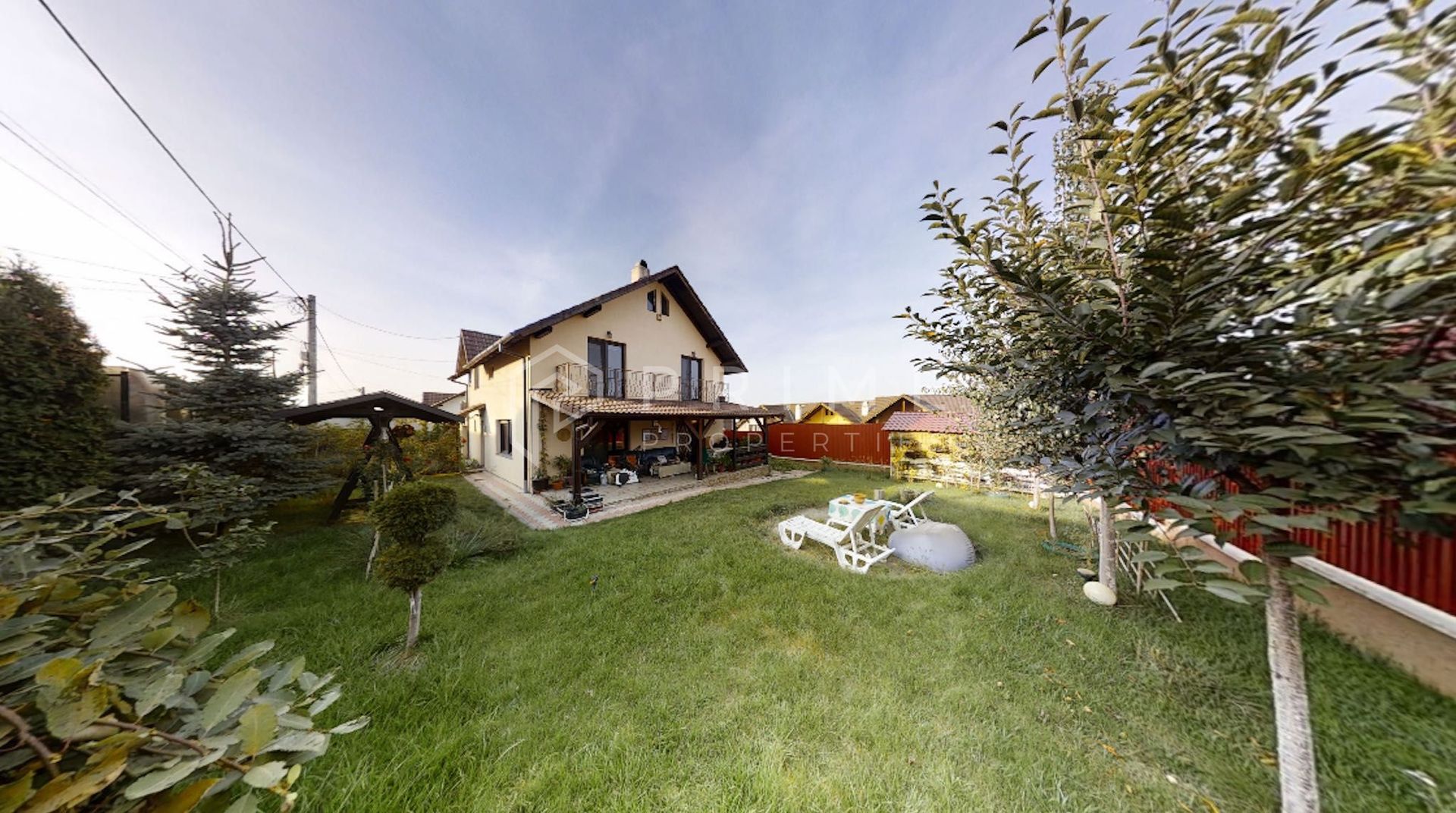 Casă spațioasă de închiriat cu 4 camere + panouri fotovoltaice-Corunca - Poză 1