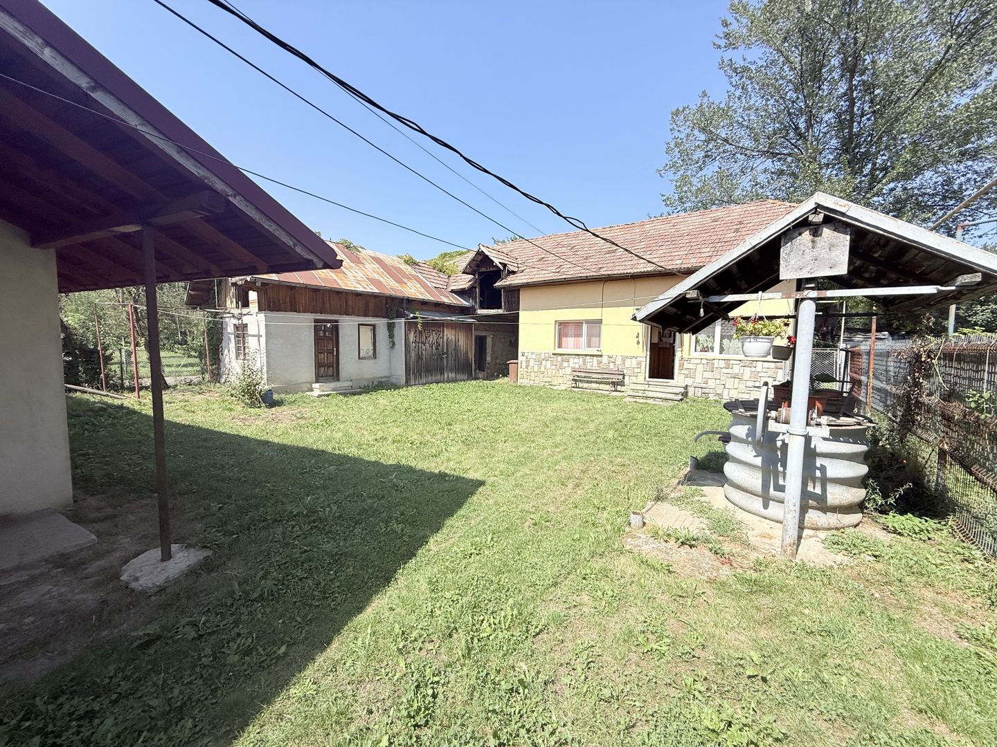 Casa interbelică cu arhitectură deosebită+Anexa și teren 1570 mp - Poză 2