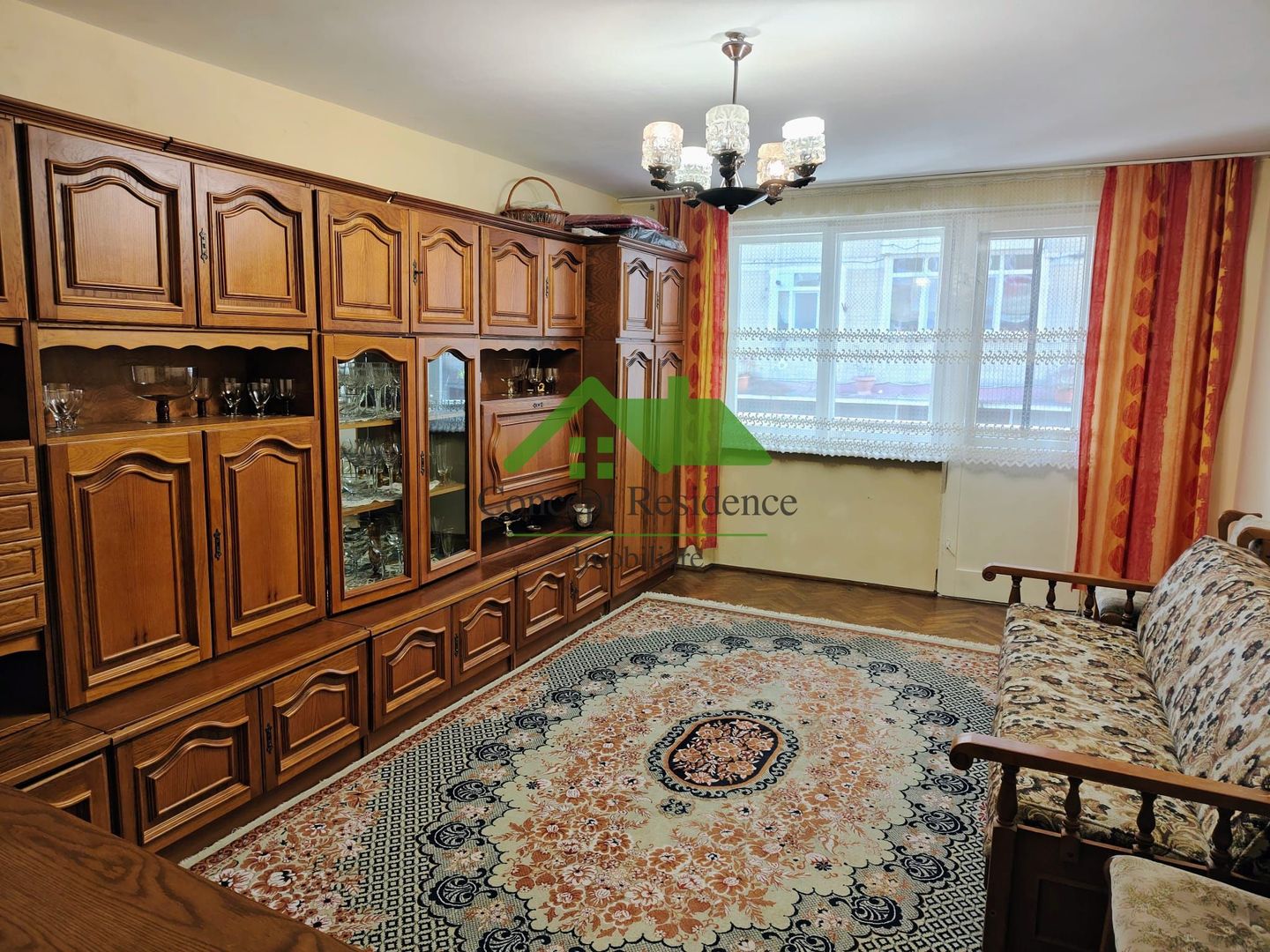 3 camere decomandat, parter înalt, 2 băi, S-V, Dragos Voda - Poză 1