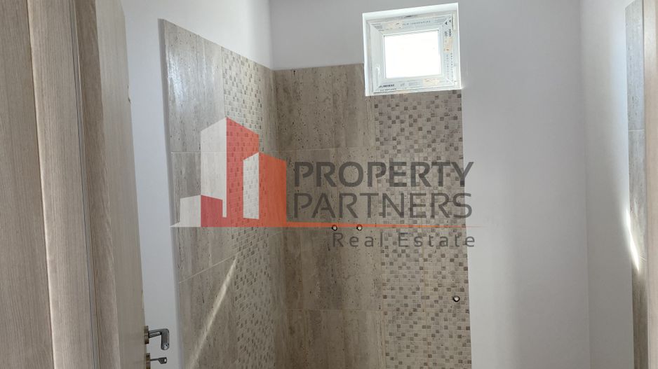 Sabareni, casa parter + mansarda locuibila. - Poză 8