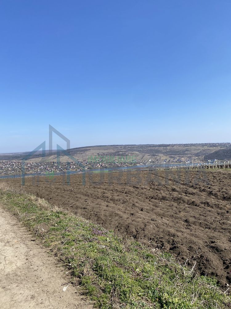 De vanzare teren Sorogari - Poză 8