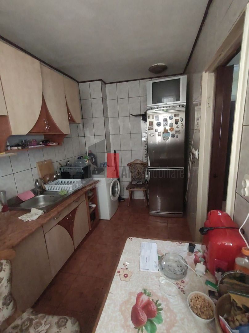 Vanzare apartament 3 camere Bd. Brâncoveanu - Poză 11