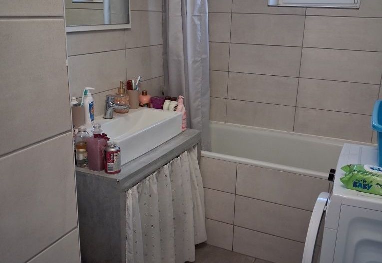 BRASADAS vinde ap 2 cam etaj 4/4 in Carpati 2. - Poză 6