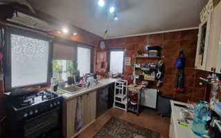 Casa la cheie / Zona Iazului, Floresti. - Poză 13