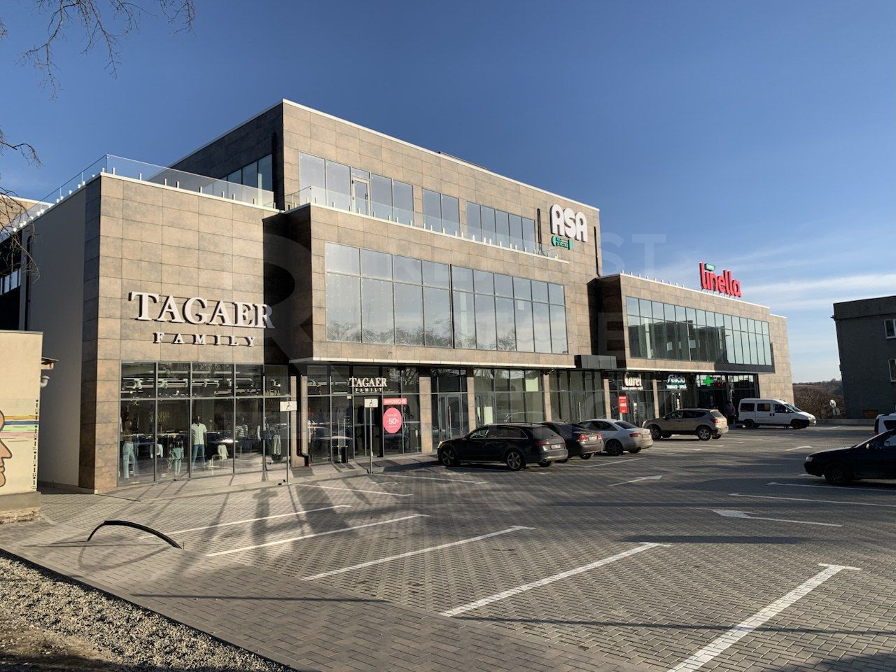 Chirie, spațiu comercial, 1200 mp, orașul Falești - Poză 1