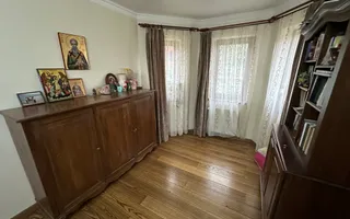 Vila cu 8 camere de vanzare, teren 1580mp, Zona Praid - Poză 27