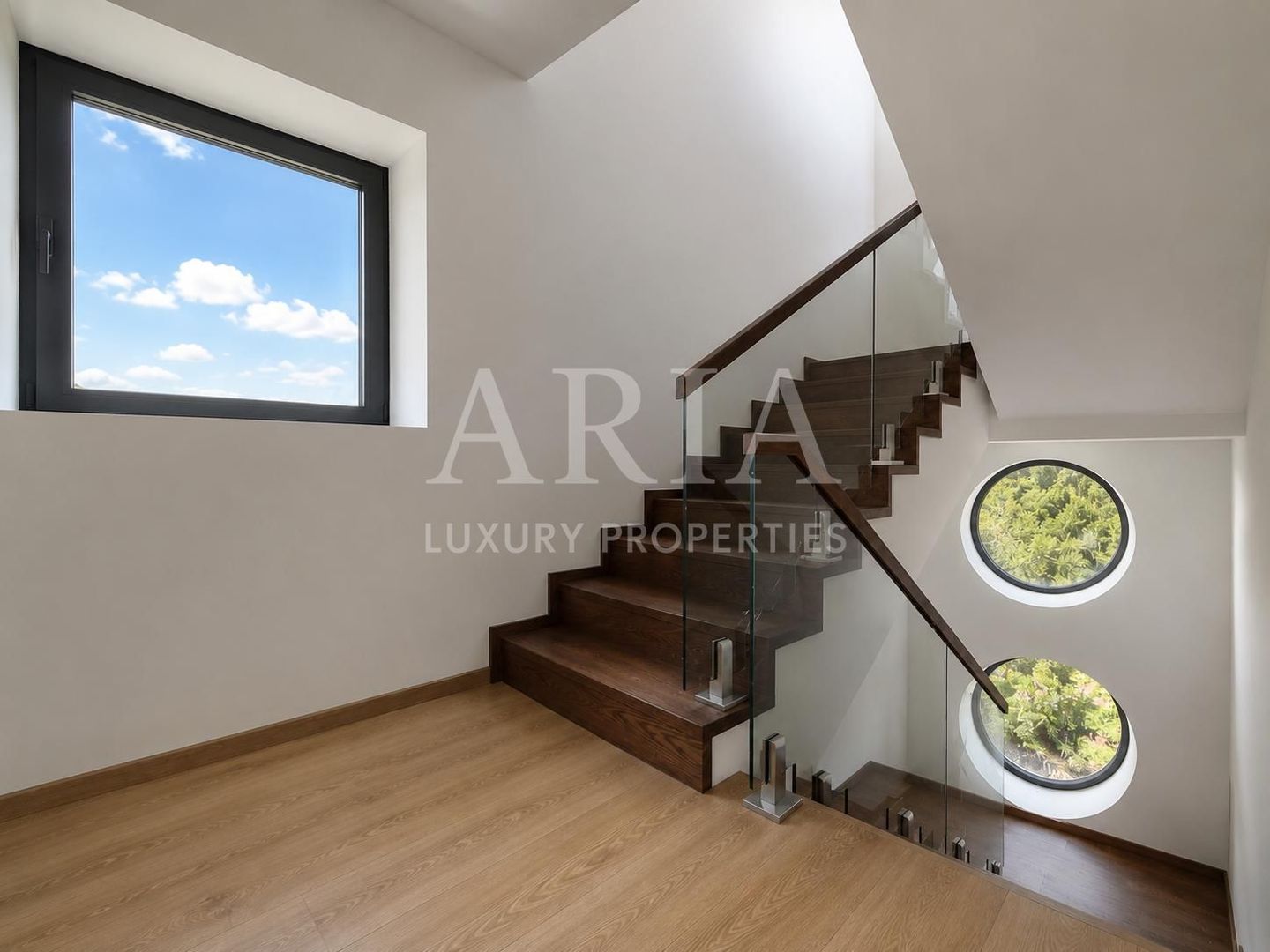 Vilă Ultra-Luxury | Lângă Pădure | Piscină Privată - Poză 19