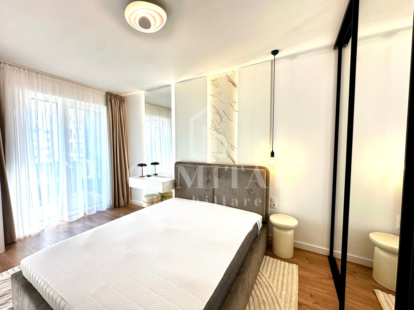Apartament ultrafinisat | Etaj intermediar | Zona str Tineretului - Poză 7