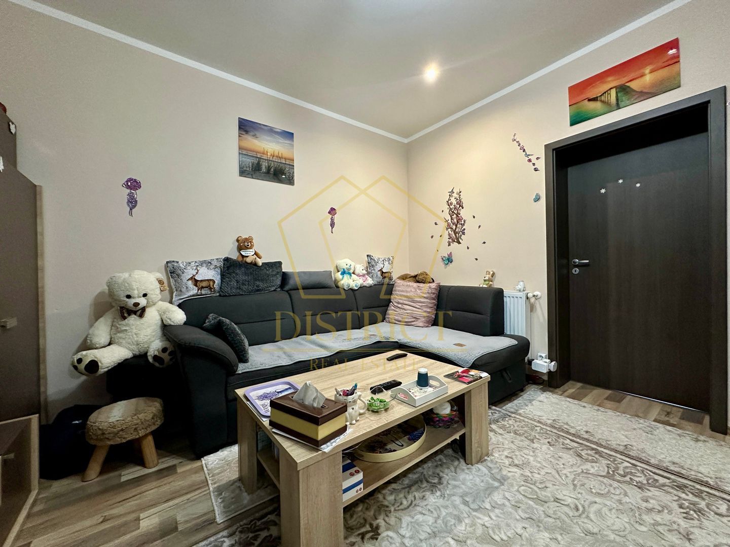Apartament cu 3 camere mobilat si utilat la parter in Giroc la asfalt. - Poză 7