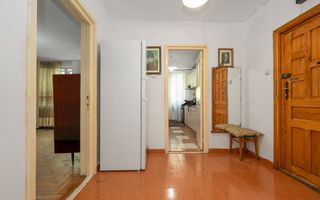 3 camere, etaj 1, lângă Primărie - Poză 2