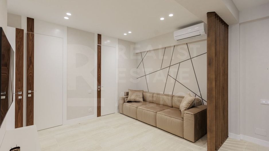 Chirie, apartament, 3 camere, strada Tricolorului, Centru - Poză 2