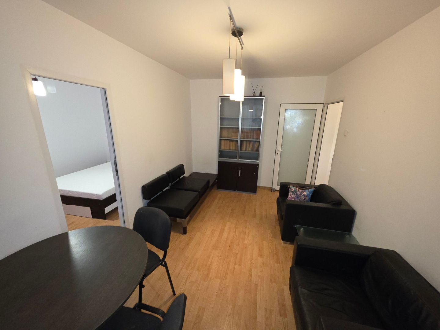 De Închiriat – Apartament 3 Camere | Zona Inel II, Constanța | Etaj 1 - Poză 2