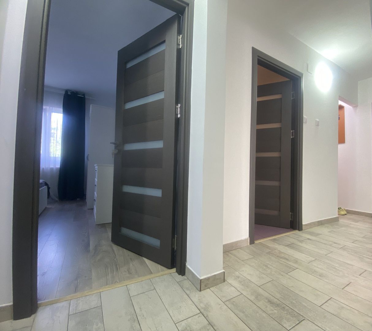 Etajul 1! VAnzare apartament cu 3 camere in Targoviste - micro 11 - Poză 14
