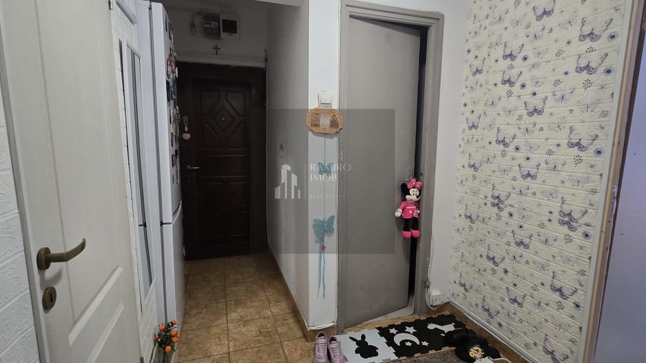 Apartament 2 camere 50 mp zona Giurgiului  xy - Poză 1