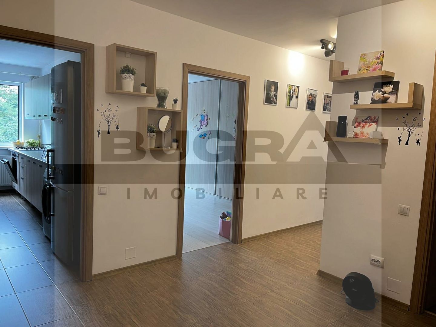 Apartament 2 camere, 64 mp, parcare, zona Vivo - Poză 8