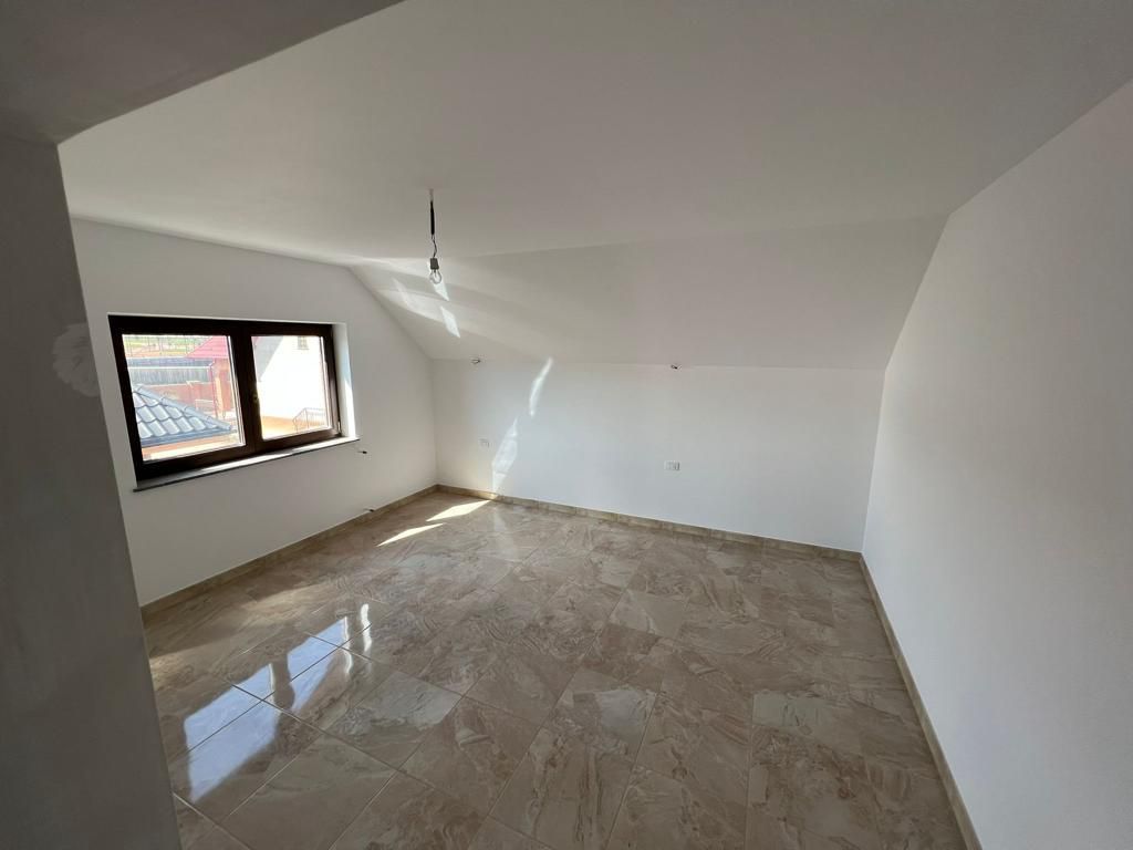 CASĂ INDIVIDUALĂ P+M, teren aferent 500 mp, zona SATU NOU - MUNTENI de SUS; - Poză 4