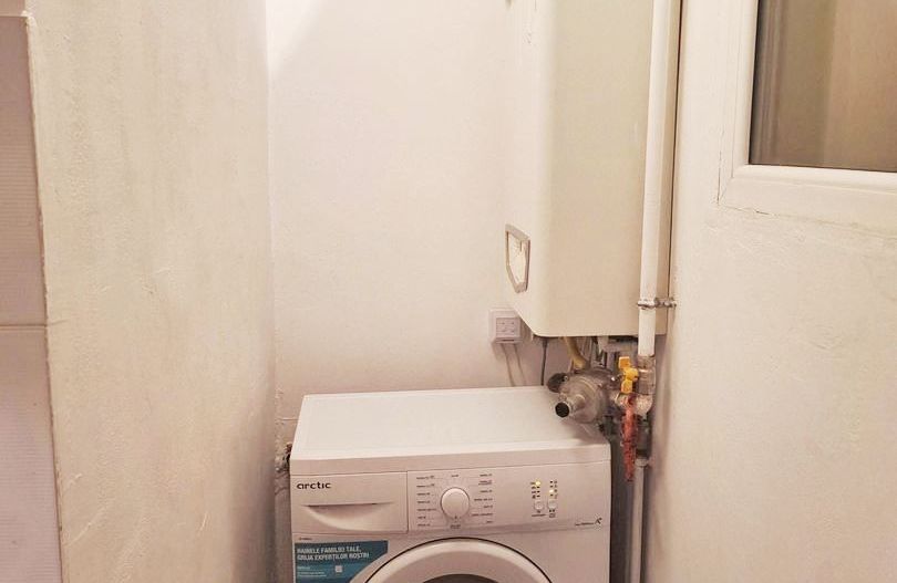 Garsoniera in bloc de apartamente piata Astra - Poză 4