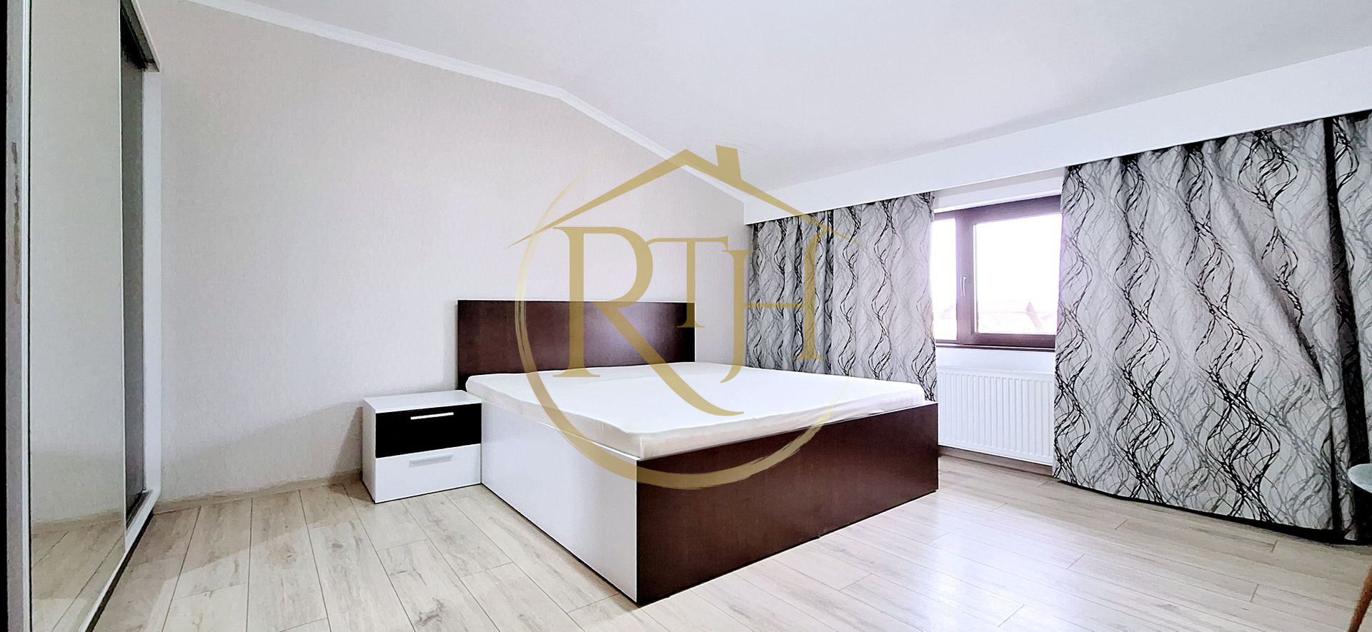 Oferim spre inchiriere apartament cu 3 camere, zona Centrala, Giroc - Poză 2