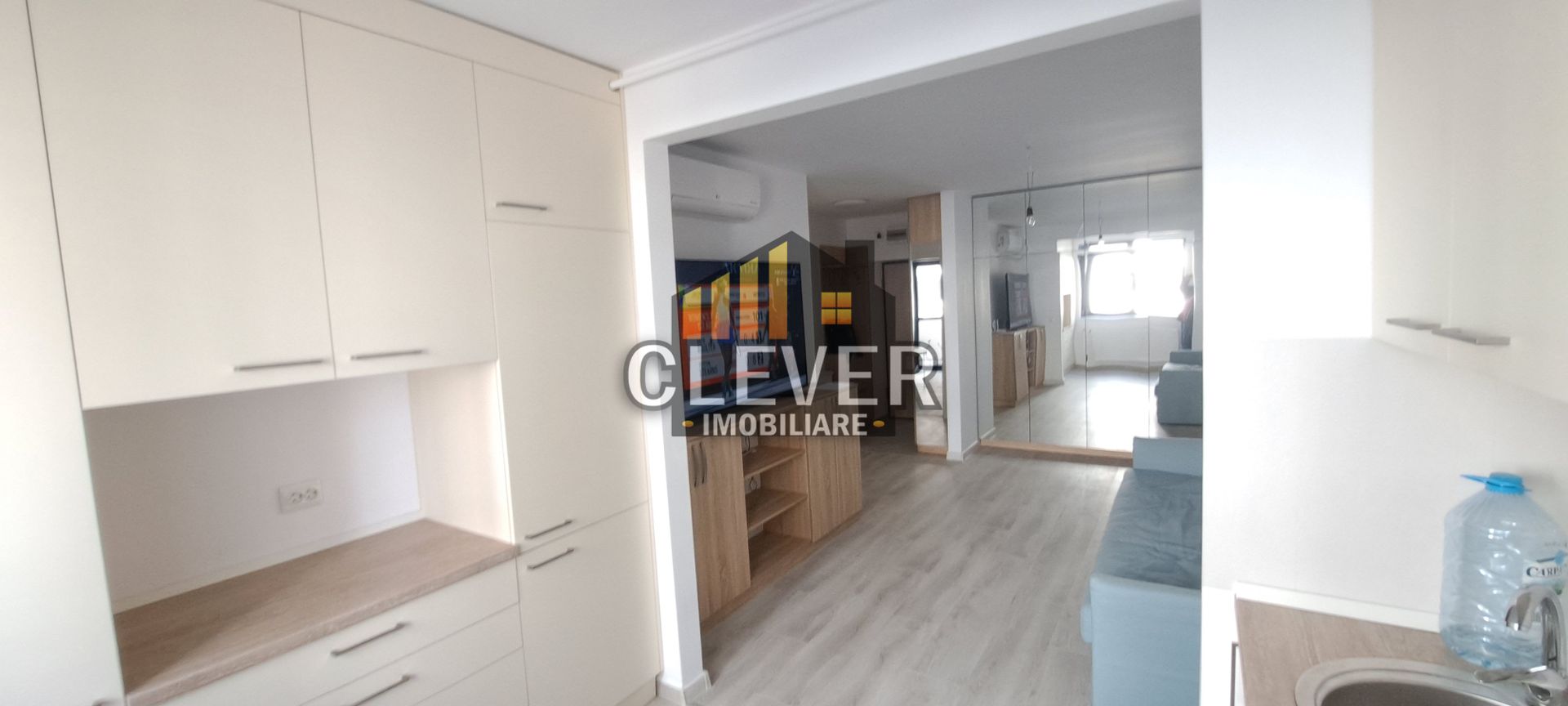 Apartament 2 camere Finalizat Mobilat&Utilat cu Loc Parcare - Poză 3