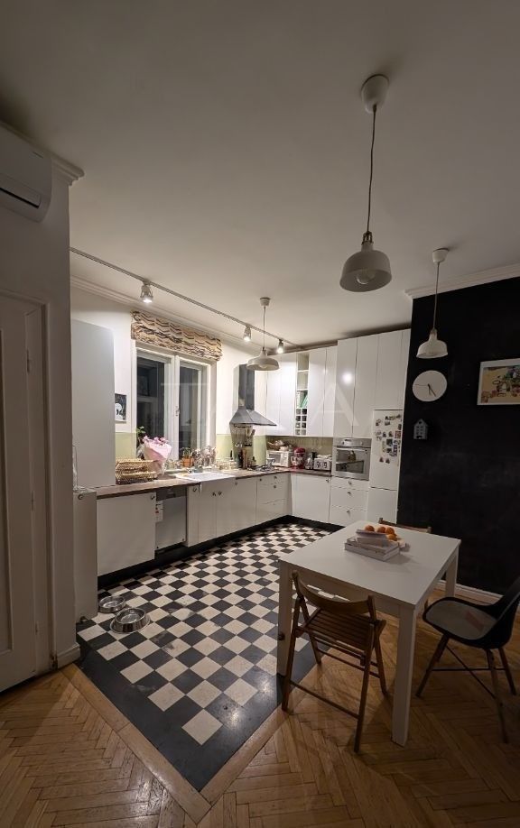 Apartament cu 3 camere Zona Centrala - Poză 6